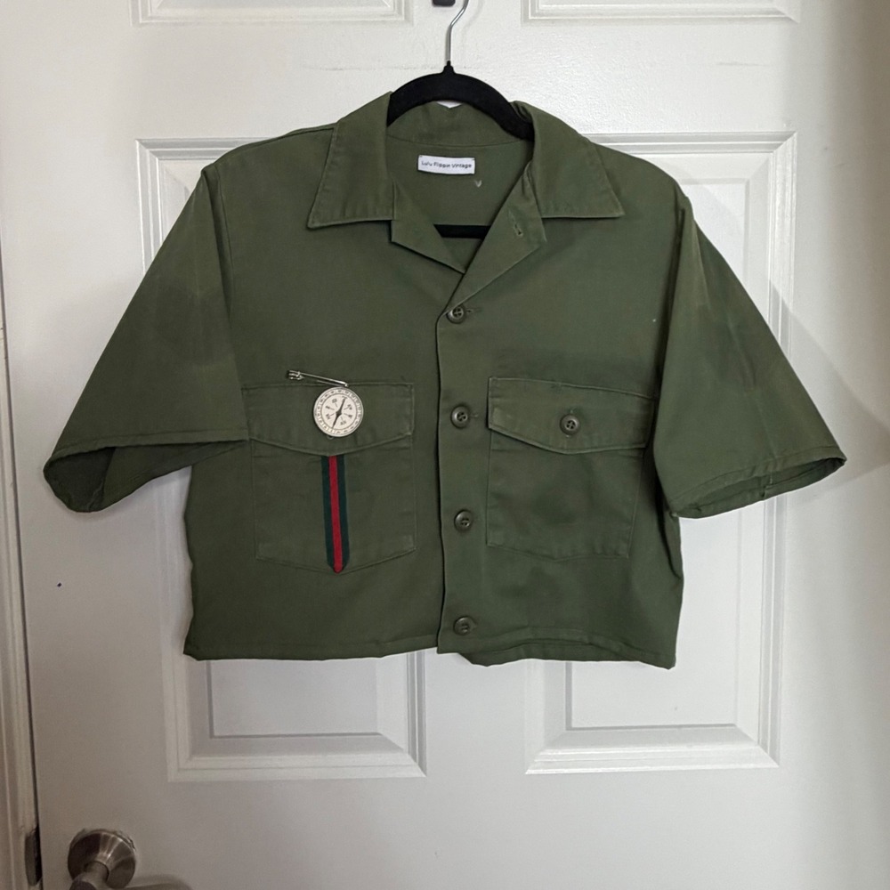 Lulu Flippin Vintage Cropped Military Shirt Olive Green Compass Pin Reworked